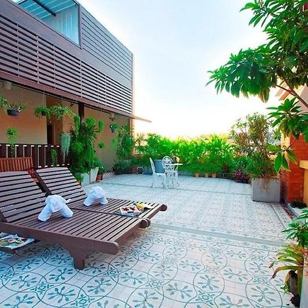 Sakul House Hostel Банкок Екстериор снимка