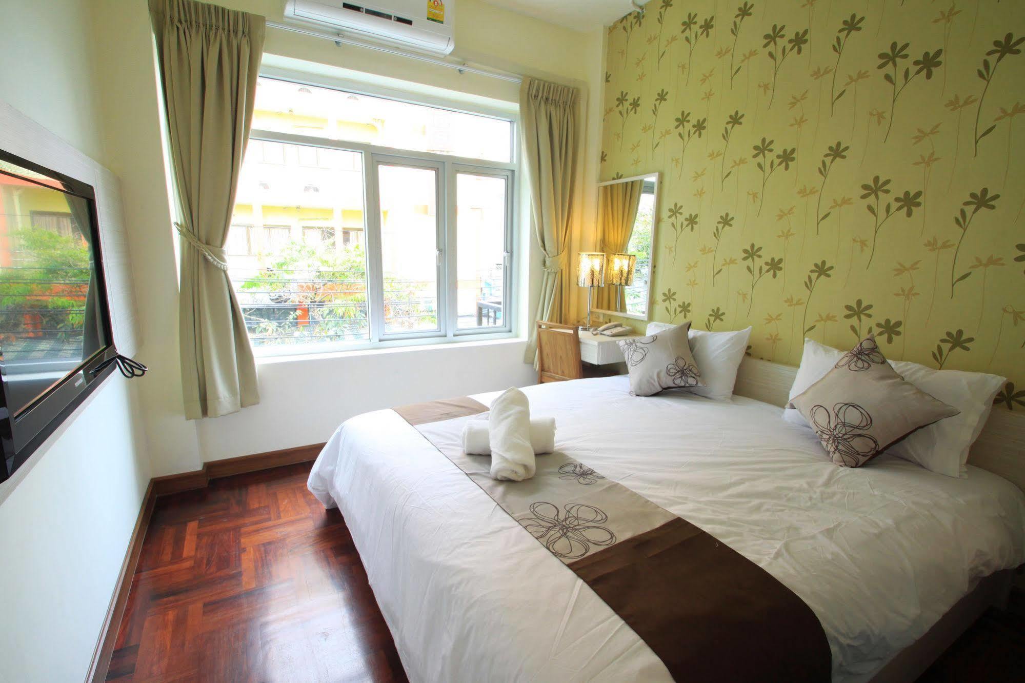 Sakul House Hostel Банкок Екстериор снимка